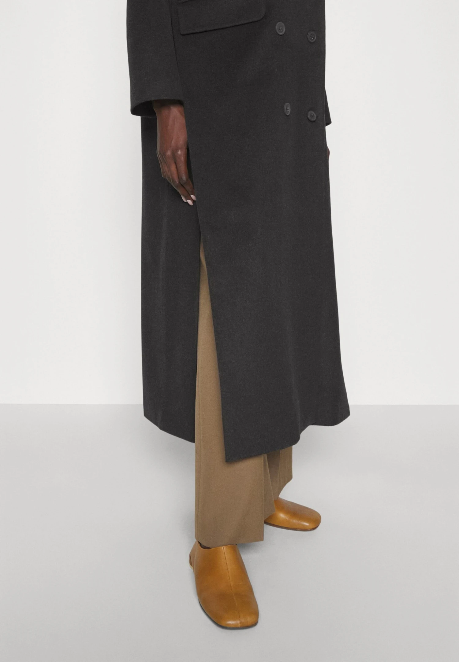 Materiel Maxi Coat Slits - Abrigo Clásico - Deep Brown - Imagen 7