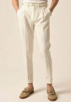Belted - Pantalones - Ecru