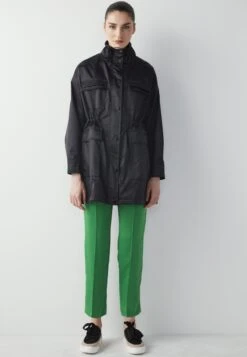 Ipekyol Relaxed Fit Shiny Textured Waist-Accentuated Coat - Parka - Black