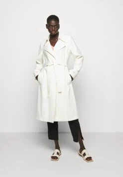 THEORY Oaklane Admiral - Gabardina - Rice