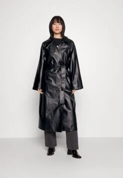 Calvin Klein Jeans Glossy- Chaqueta De Cuero Sintético - Ck Black